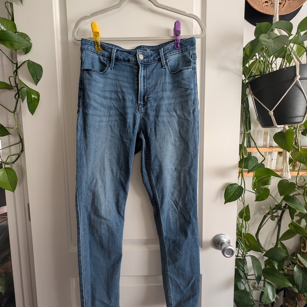 Old Navy Medium Blue High-Rise Skinny Jeans